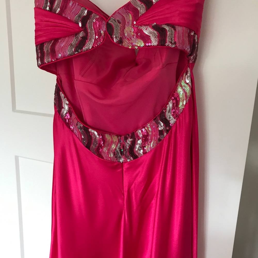 Prom Dress - Picture 3 of 5